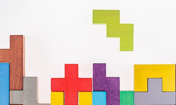 Tetris building blocks career_crop